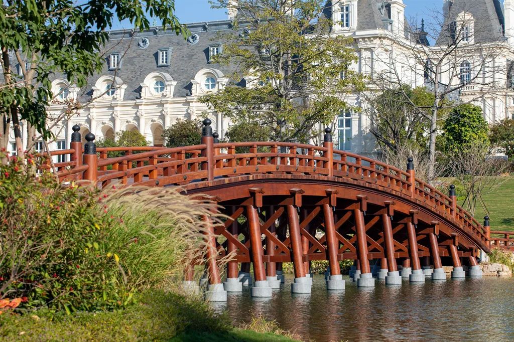 華為大學里的“木構橋”從“夢幻”走向“負碳”